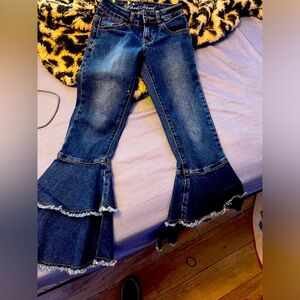 Girls size 7 bell bottoms daughter only wore a couple times